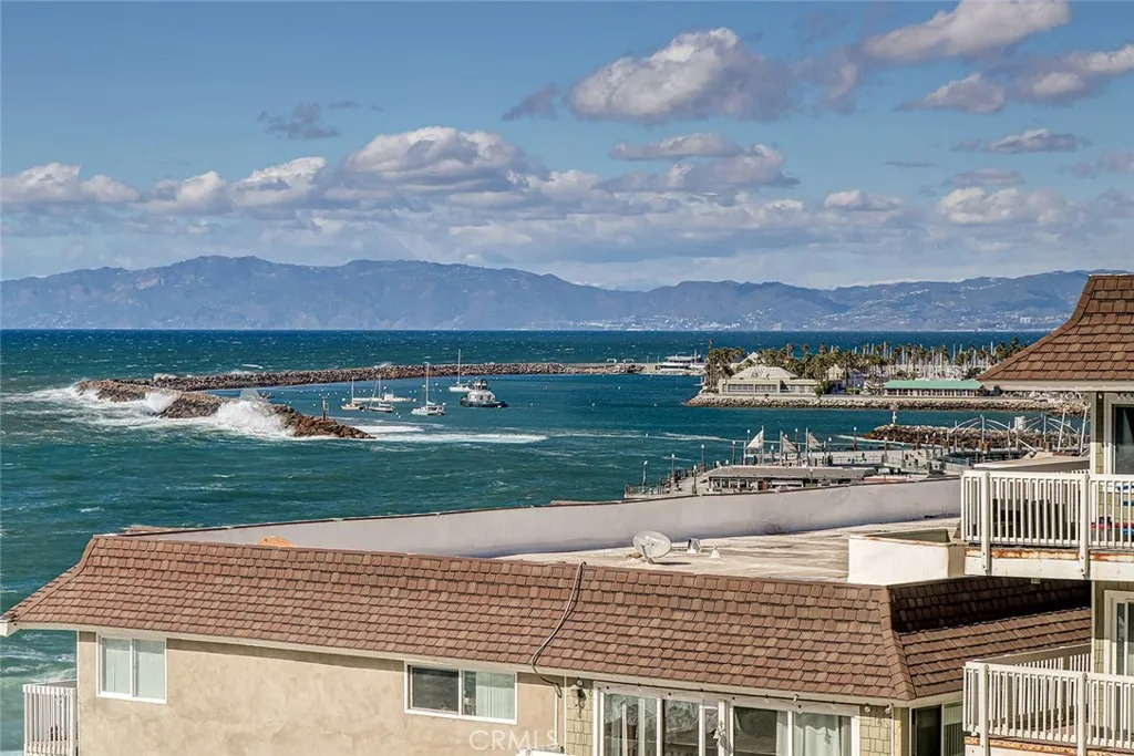 531 Esplanade 303, Redondo Beach, California 90277 home-pic-30