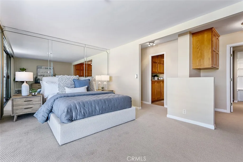 531 Esplanade 303, Redondo Beach, California 90277 home-pic-15