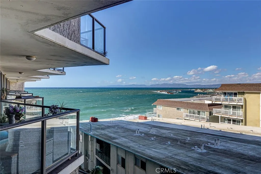 531 Esplanade 303, Redondo Beach, California 90277 home-pic-11