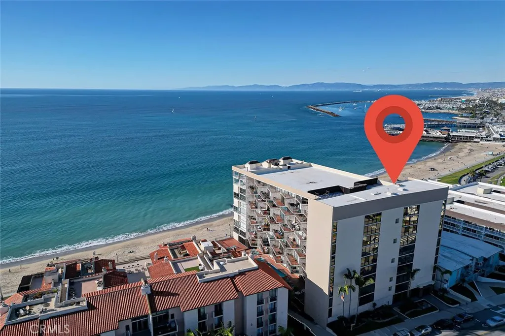 531 Esplanade 303, Redondo Beach, California 90277 home-pic-24