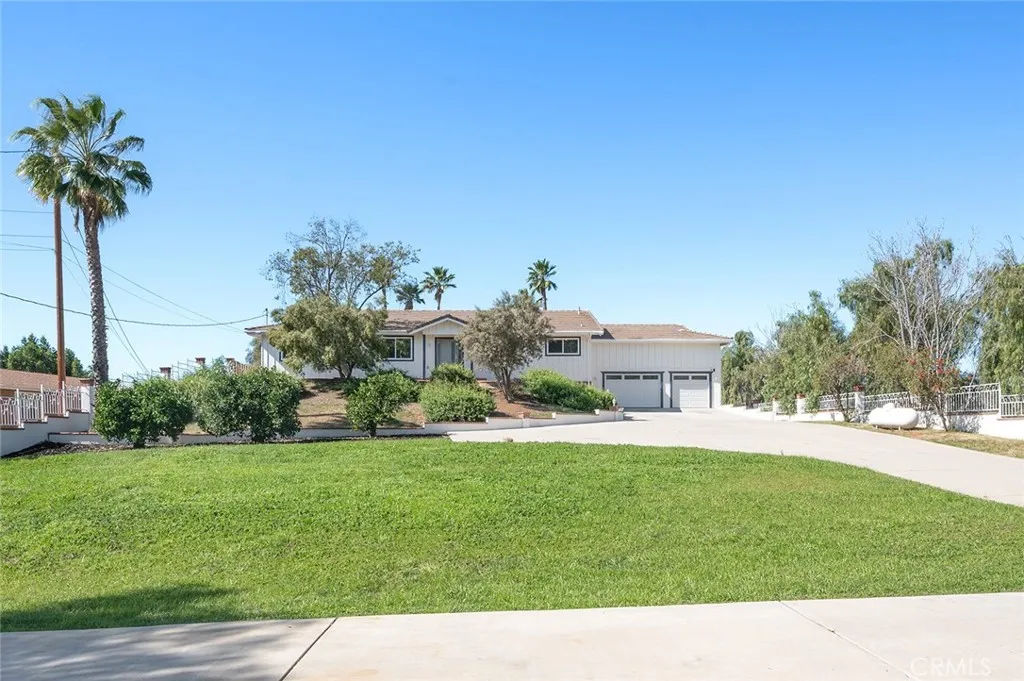 27875 Goetz, Menifee, California 92587 home-pic-5