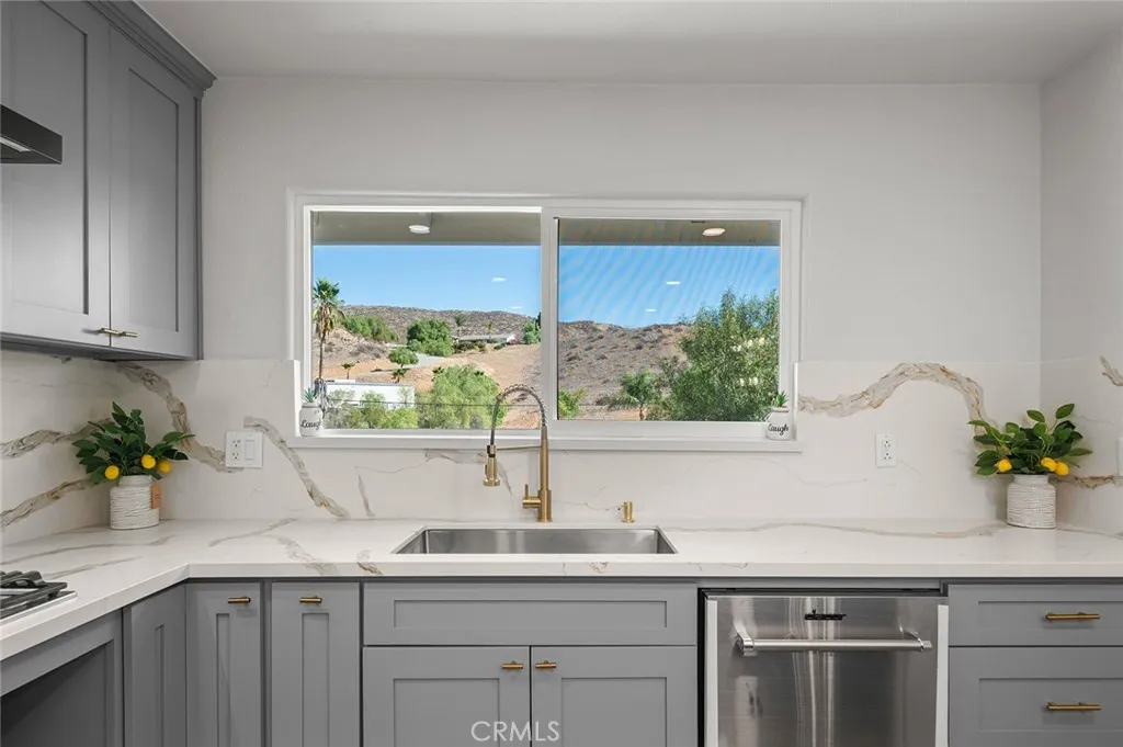 27875 Goetz, Menifee, California 92587 home-pic-13