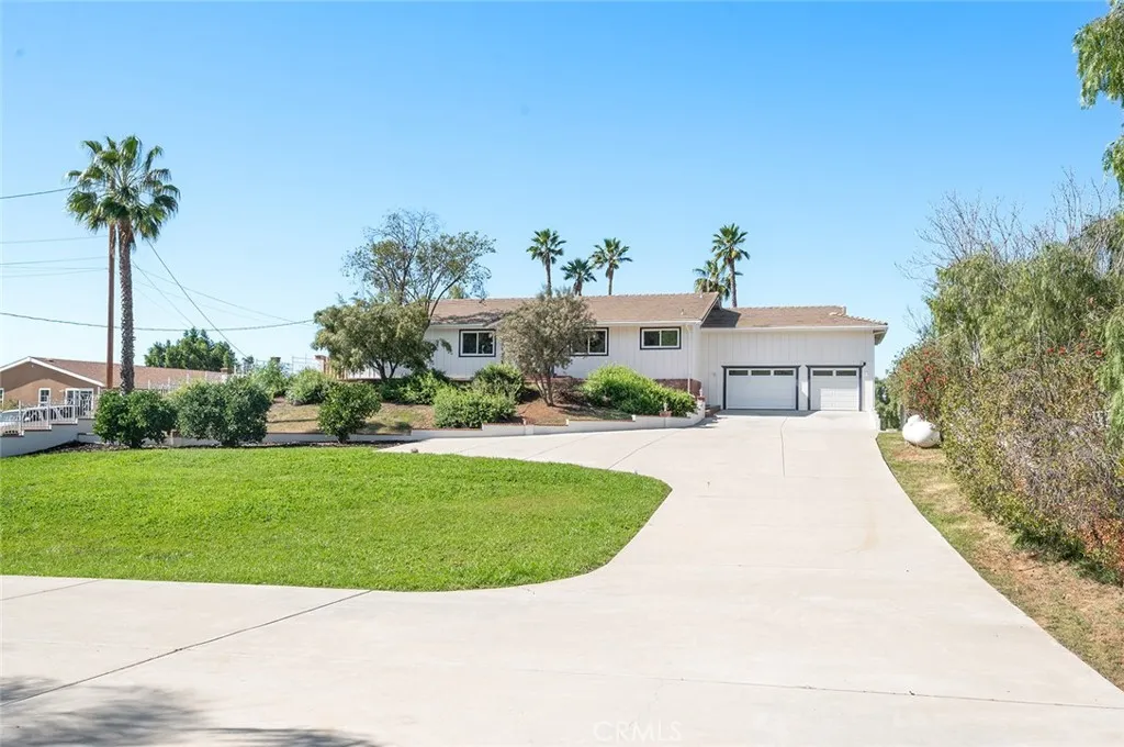 27875 Goetz, Menifee, California 92587 home-pic-4
