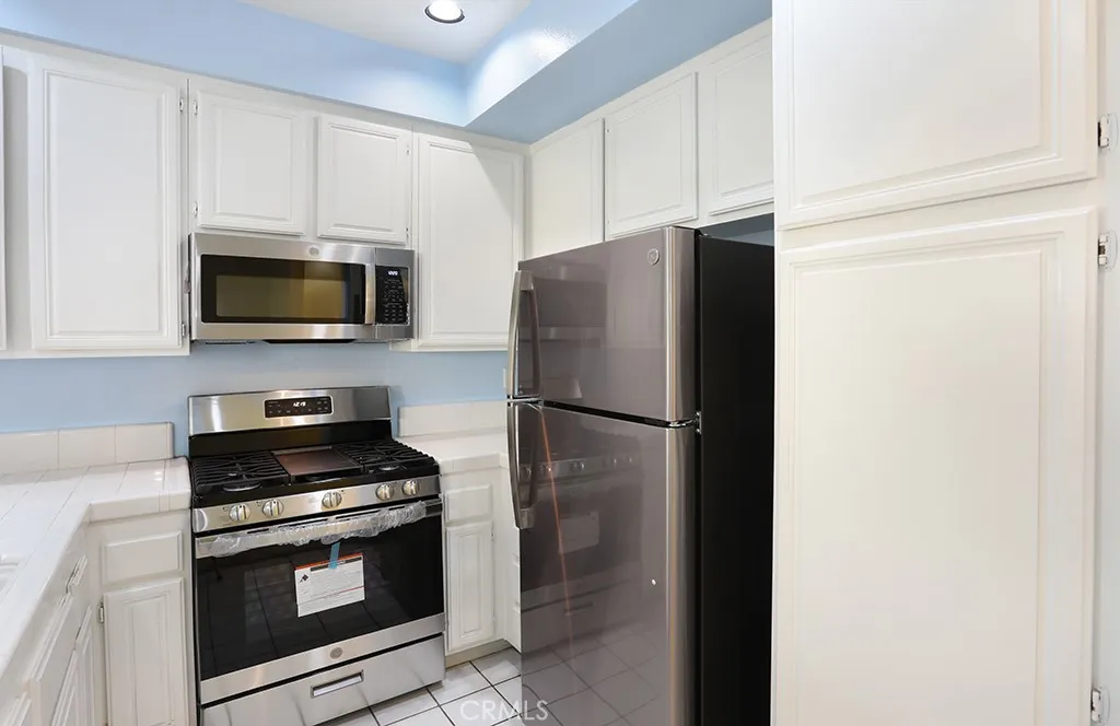 207 Pasto Rico, Rancho Santa Margarita, California 92688 home-pic-10