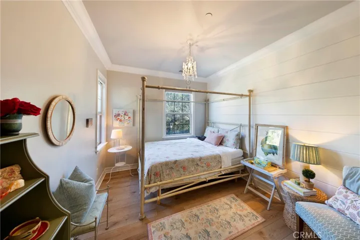 Upstairs secondary bedroom