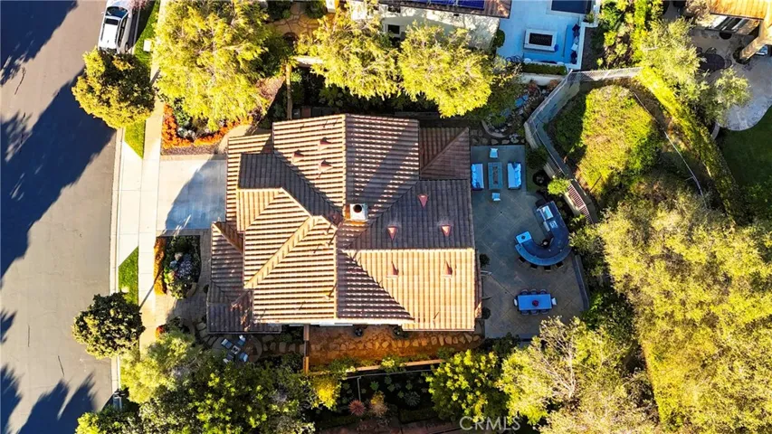 28 Via Armilla, Vittoria neighborhood, Talega