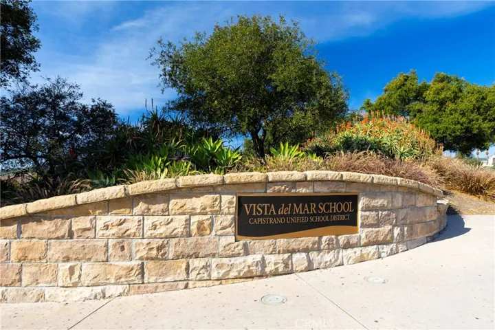 Vista Del Mar Elementary and Middle School
