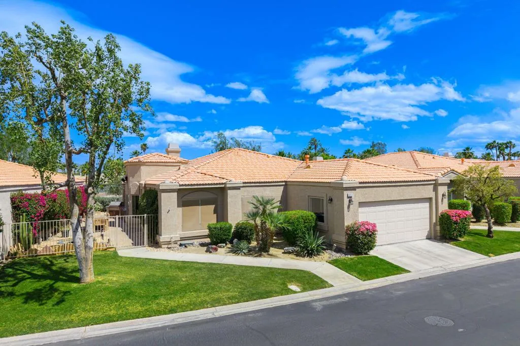 48531 Via Amistad, La Quinta, California 92253 home-pic-35