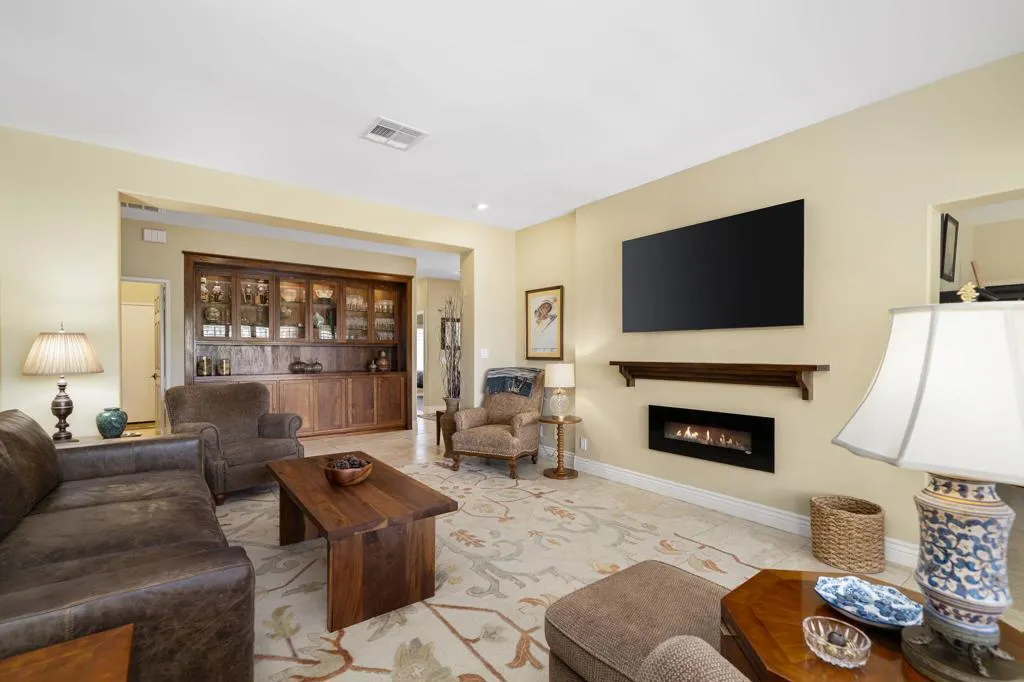 48531 Via Amistad, La Quinta, California 92253 home-pic-8