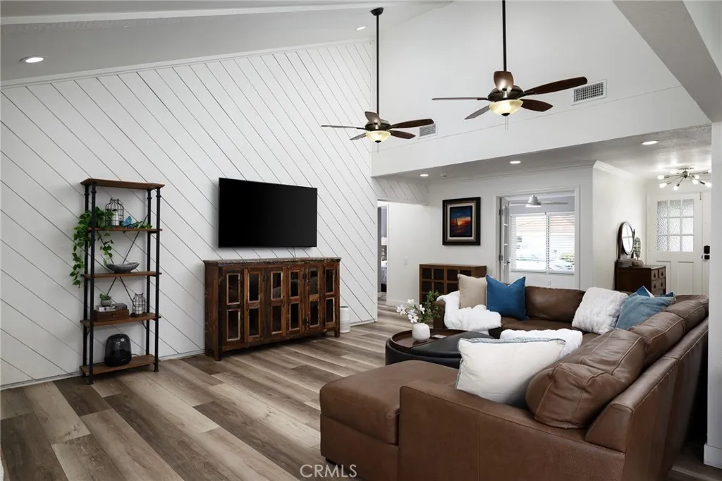 24166 Juaneno Drive, Mission Viejo, California 92691 home-pic-3