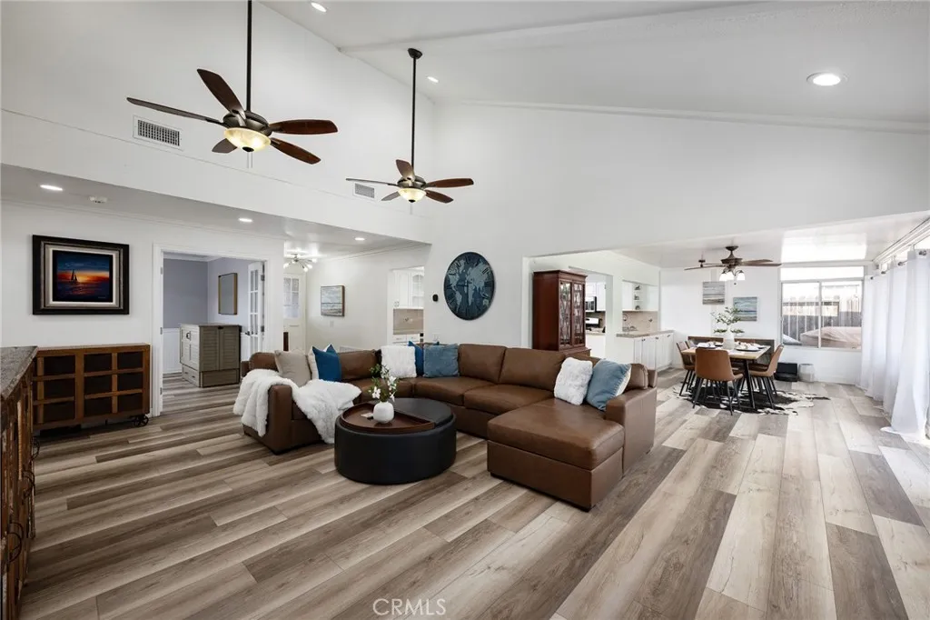 24166 Juaneno Drive, Mission Viejo, California 92691 home-pic-2