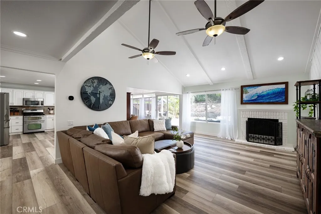 24166 Juaneno Drive, Mission Viejo, California 92691 home-pic-4