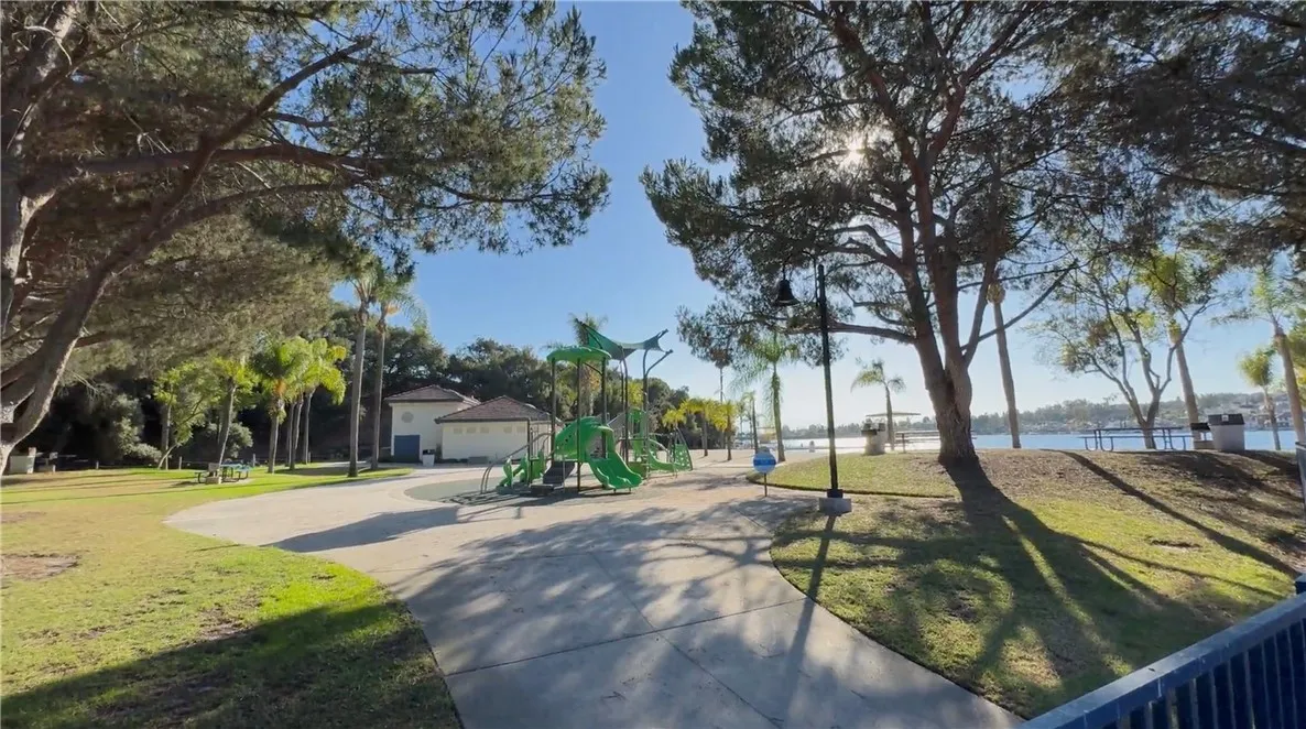 24166 Juaneno Drive, Mission Viejo, California 92691 home-pic-37