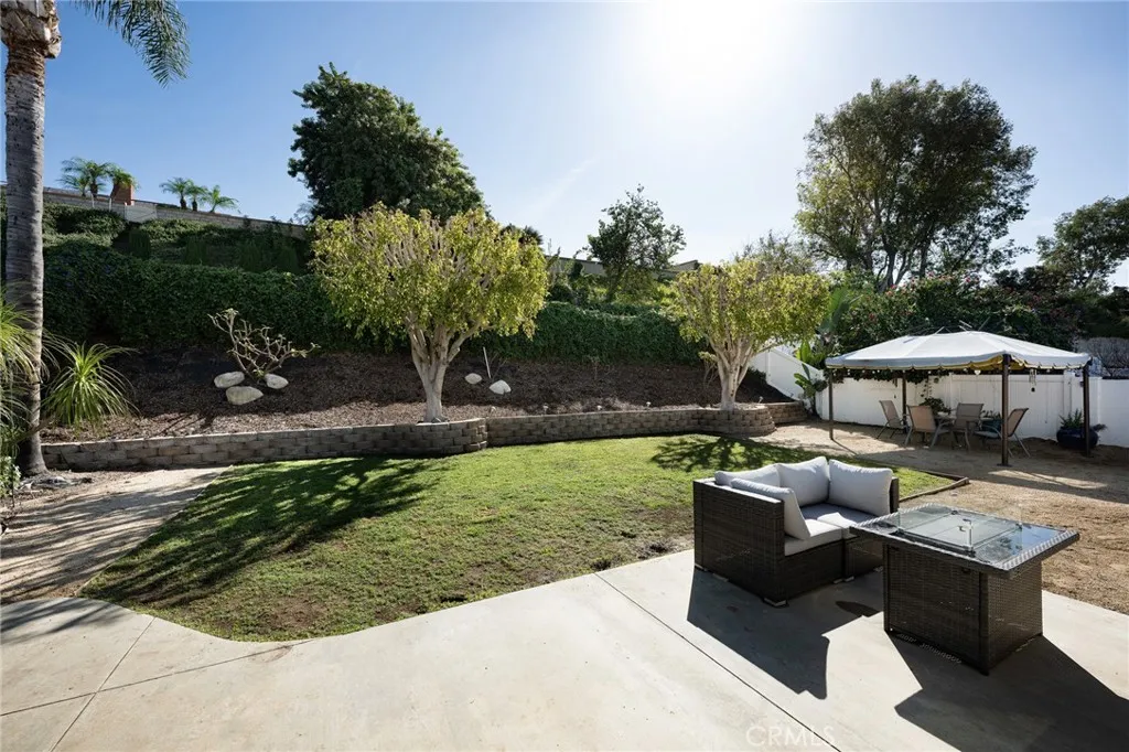 24166 Juaneno Drive, Mission Viejo, California 92691 home-pic-16