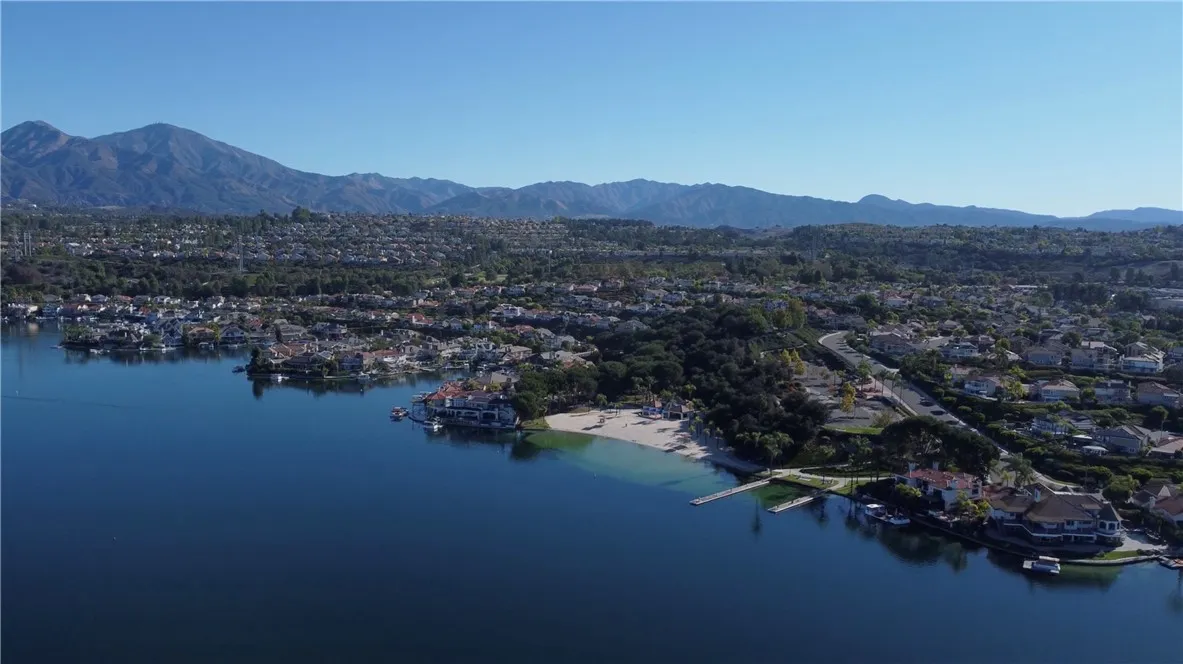 24166 Juaneno Drive, Mission Viejo, California 92691 home-pic-33
