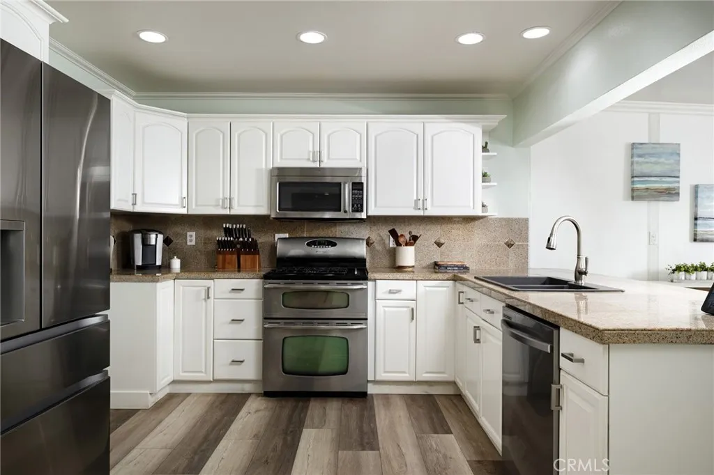 24166 Juaneno Drive, Mission Viejo, California 92691 home-pic-9