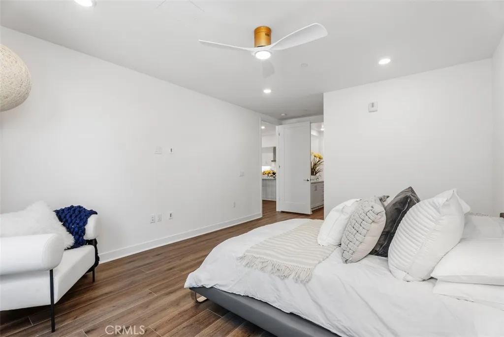 3305 Rivington, Irvine, California 92612 home-pic-19