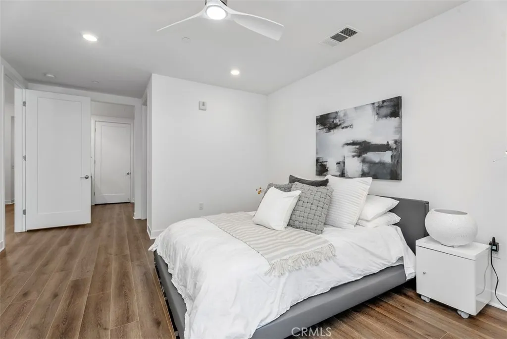 3305 Rivington, Irvine, California 92612 home-pic-18