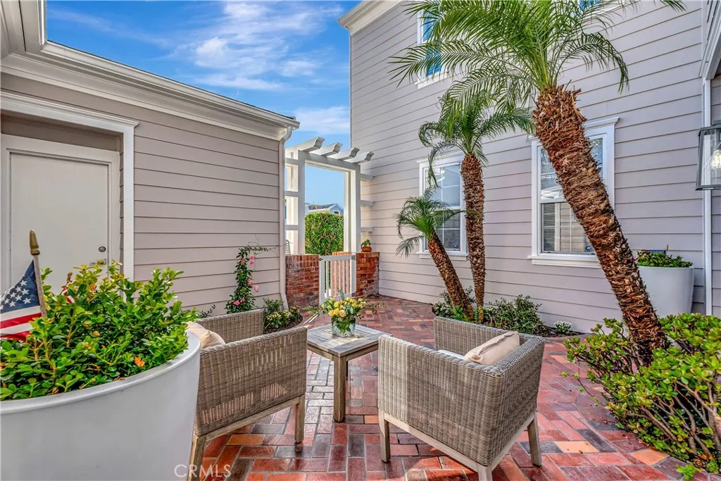 19229 Beckonridge, Huntington Beach, California 92648 home-pic-6