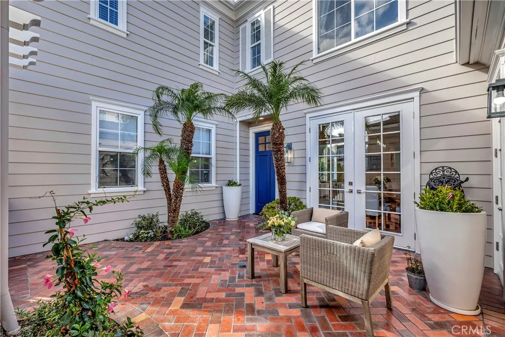 19229 Beckonridge, Huntington Beach, California 92648 home-pic-4