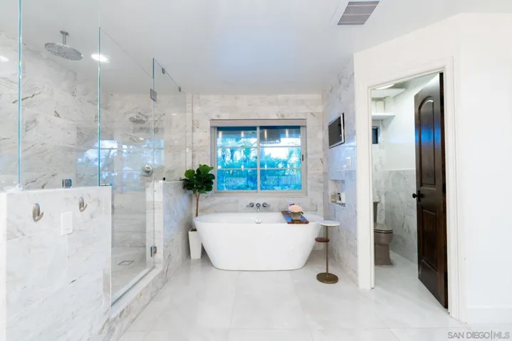 13723 Vista Poniente Drive, Poway, California 92064
