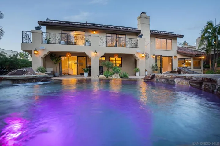 13723 Vista Poniente Drive, Poway, California 92064