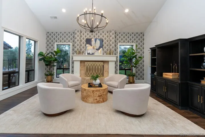 13723 Vista Poniente Drive, Poway, California 92064