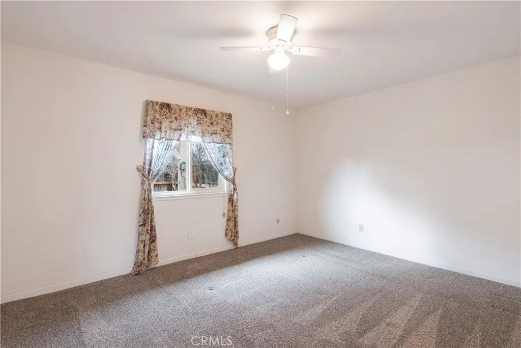250 Santa Bella, Paso Robles, California 93446 home-pic-10