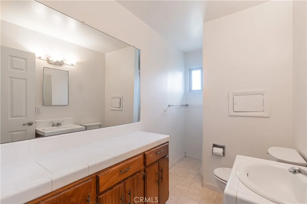 250 Santa Bella, Paso Robles, California 93446 home-pic-8