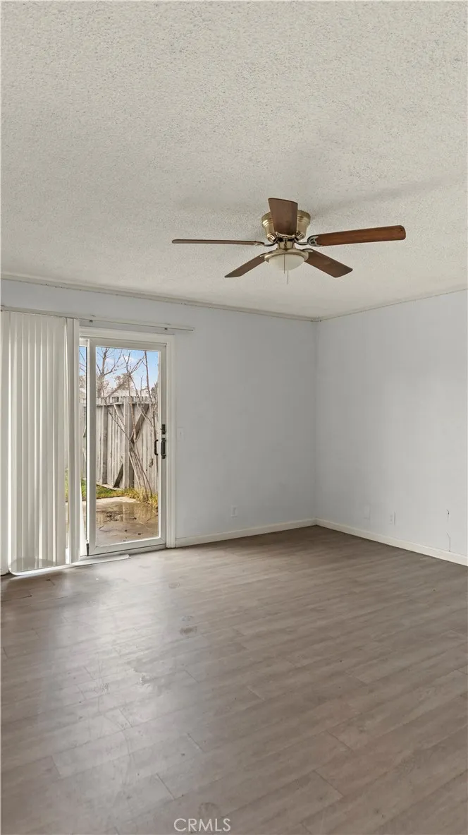 8222 3rd Avenue, Hesperia, California 92345 home-pic-19