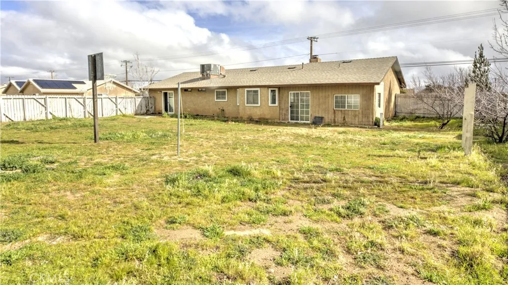 8222 3rd Avenue, Hesperia, California 92345 home-pic-28