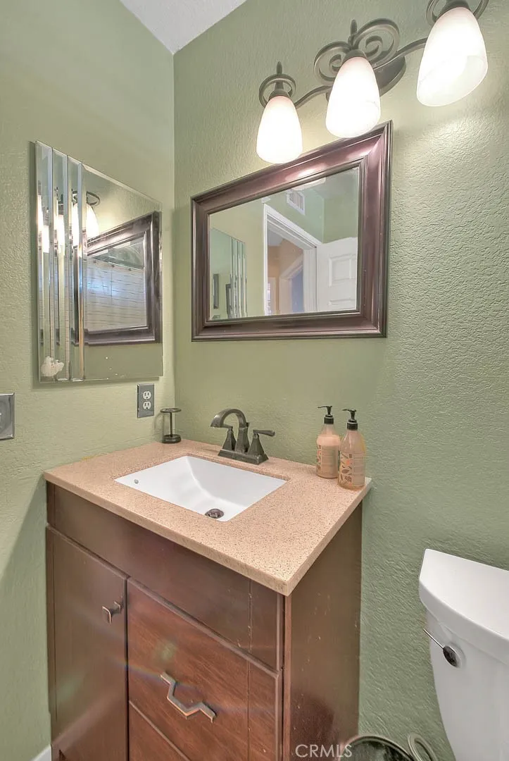 1435 Lookout Court, Upland, California 91784 home-pic-33