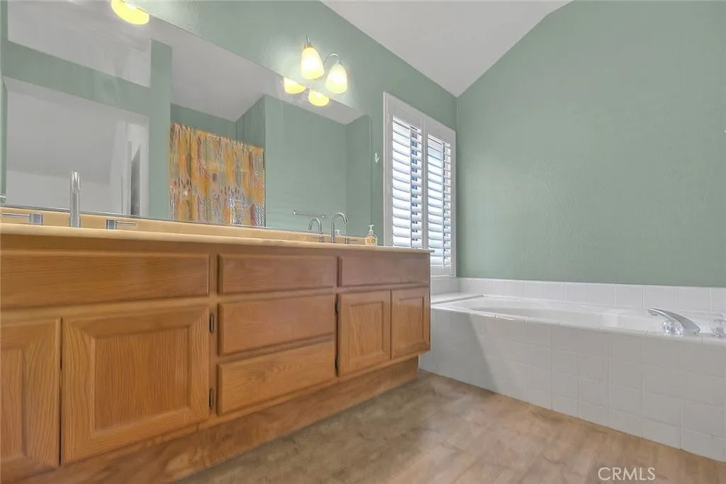1435 Lookout Court, Upland, California 91784 home-pic-31