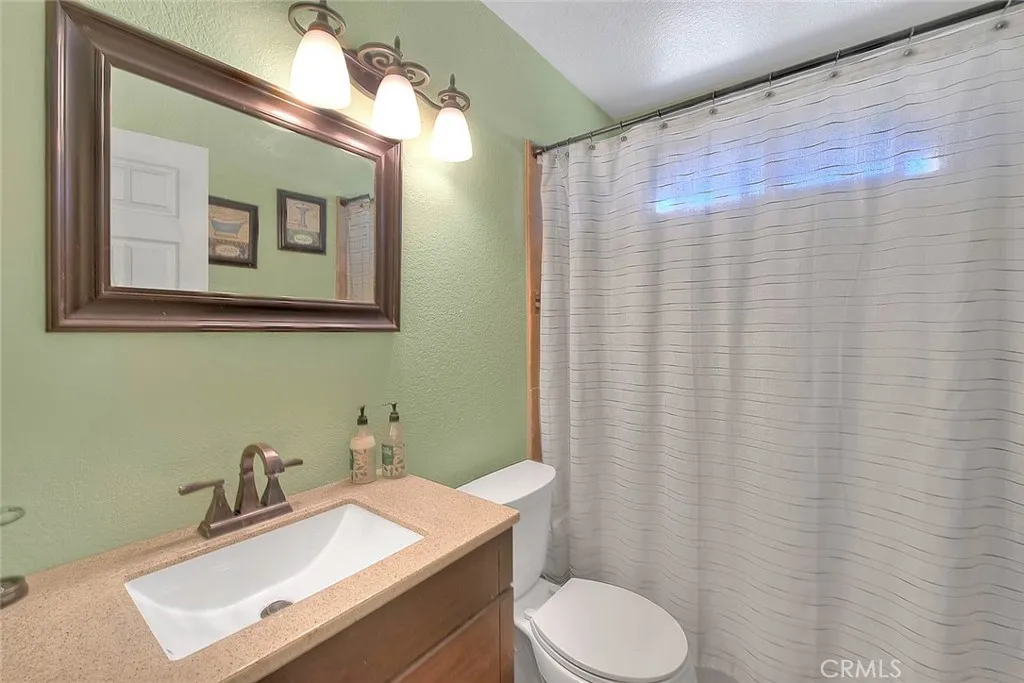 1435 Lookout Court, Upland, California 91784 home-pic-32