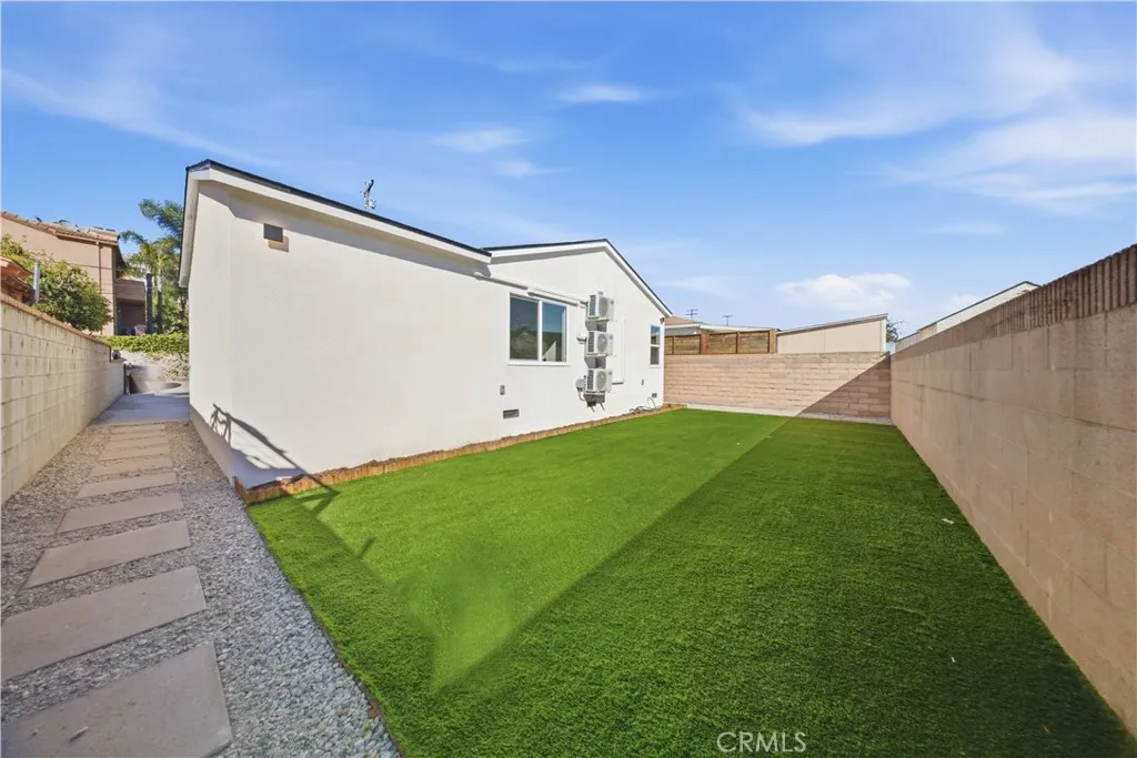 806 W 219th Street, Torrance, California 90502 home-pic-20