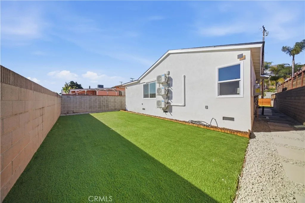 806 W 219th Street, Torrance, California 90502 home-pic-21