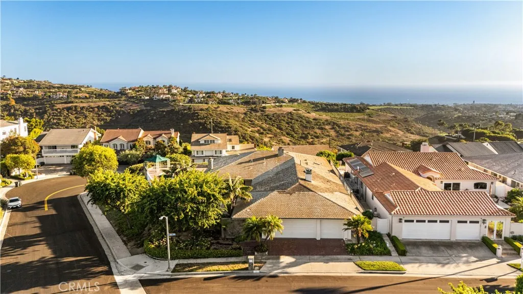 1 Jade, Corona Del Mar, California 92625 home-pic-1