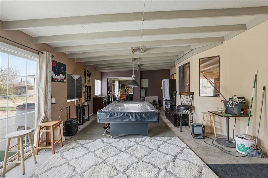 15572 Riverside Street, Hesperia, California 92345 home-pic-23