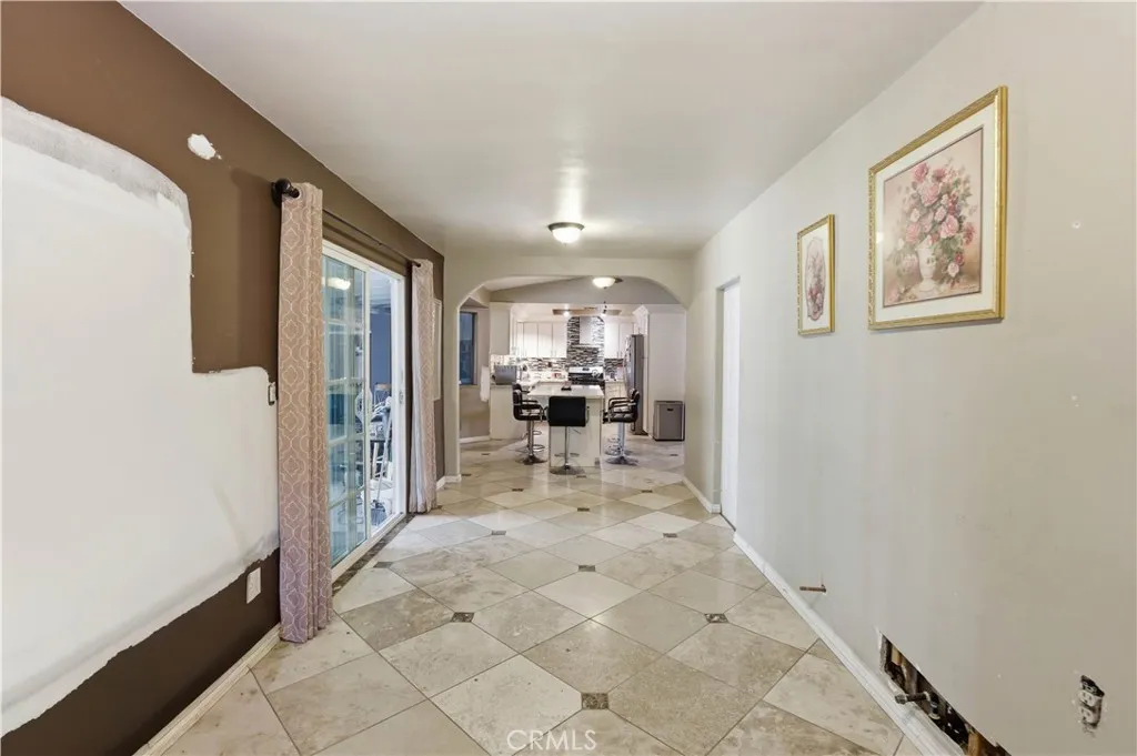 15572 Riverside Street, Hesperia, California 92345 home-pic-13