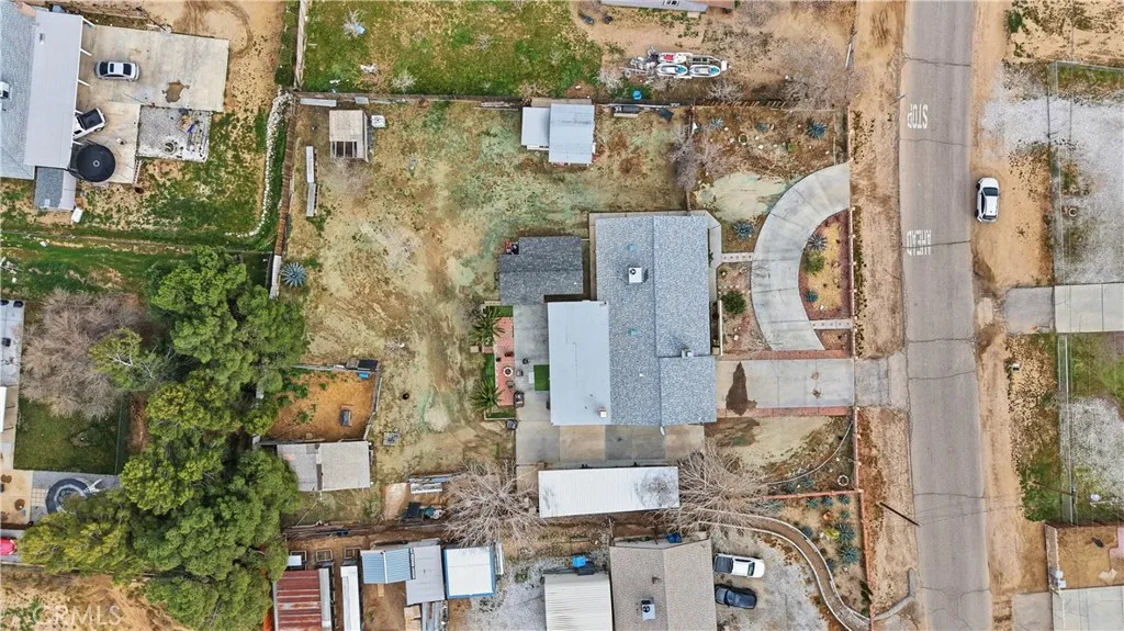 15572 Riverside Street, Hesperia, California 92345 home-pic-49