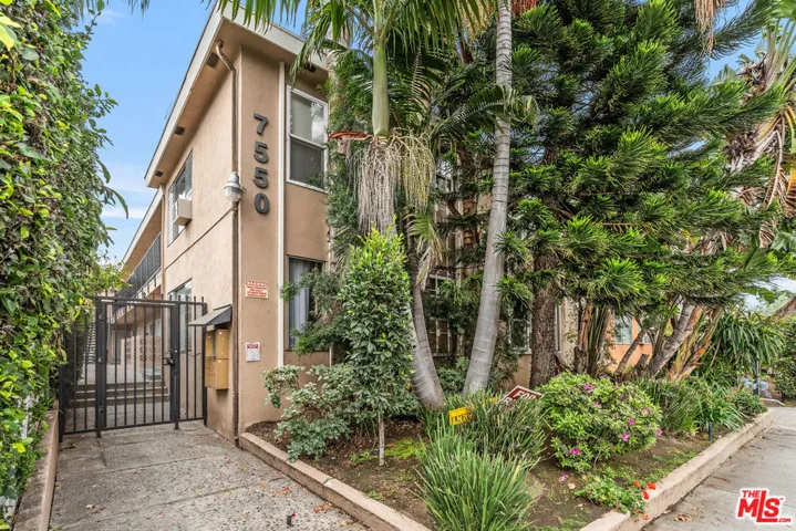 7550 Fountain Avenue, West Hollywood, California 90046