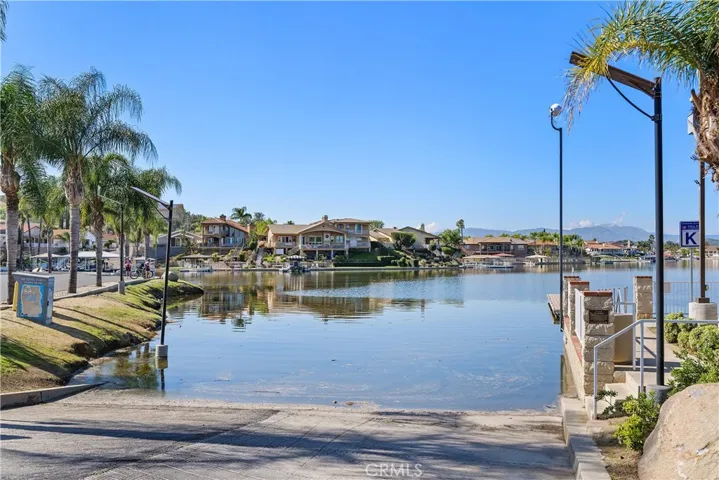 Community signage and neighborhood amenities located near the waterfront area