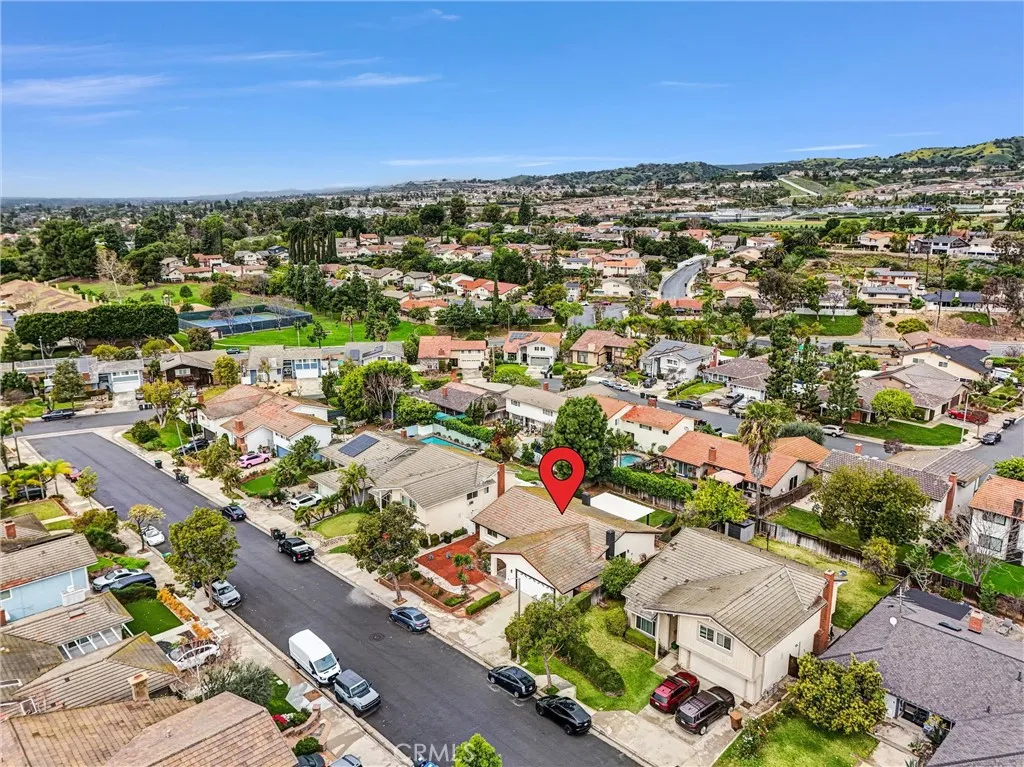 19811 Sienna Lane, Yorba Linda, California 92886 home-pic-13