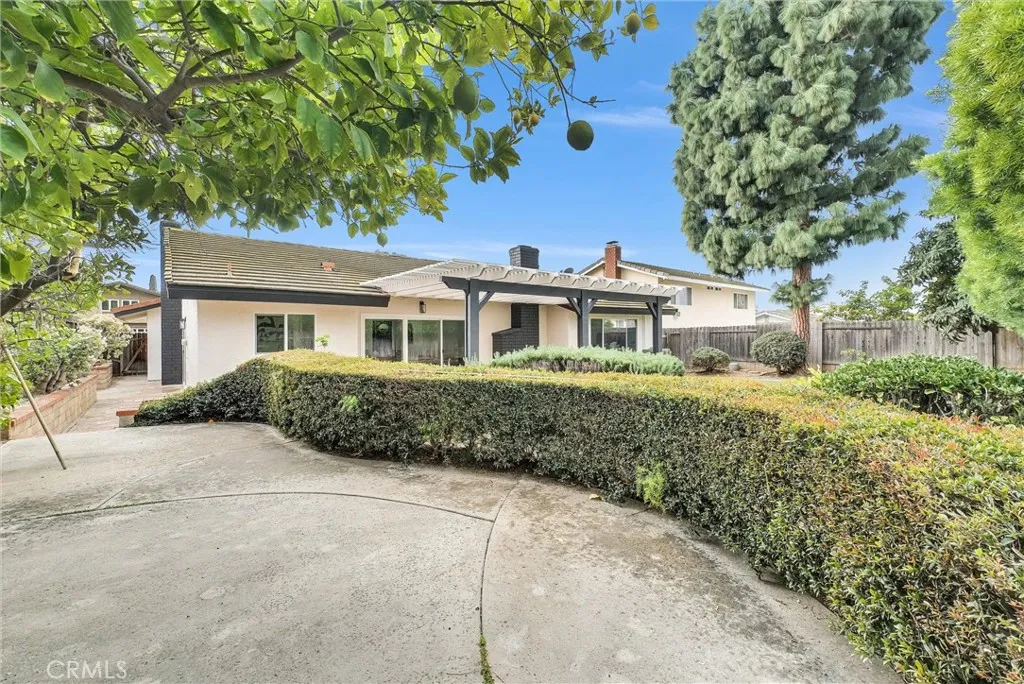 19811 Sienna Lane, Yorba Linda, California 92886 home-pic-11