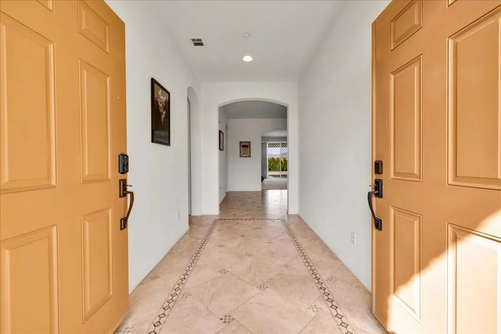 1290 Esperanza Trail, Palm Springs, California 92262 home-pic-4
