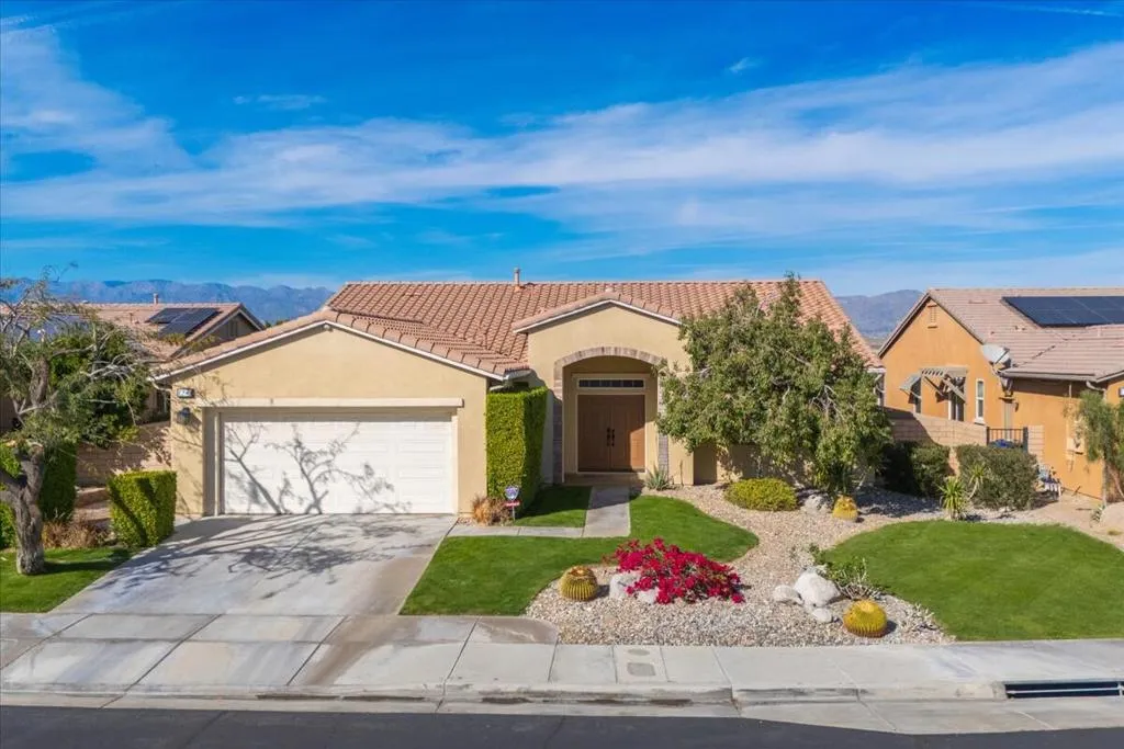 1290 Esperanza Trail, Palm Springs, California 92262 home-pic-1