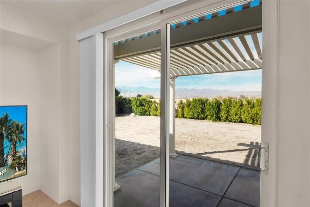 1290 Esperanza Trail, Palm Springs, California 92262 home-pic-11