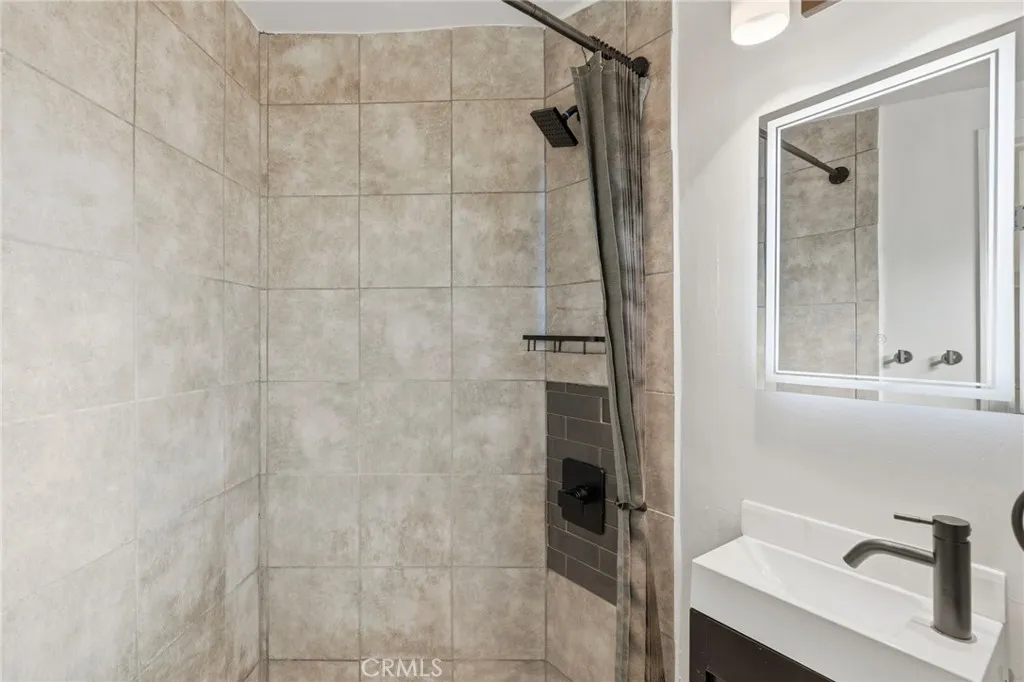10934 Choisser, Whittier, California 90606 home-pic-37