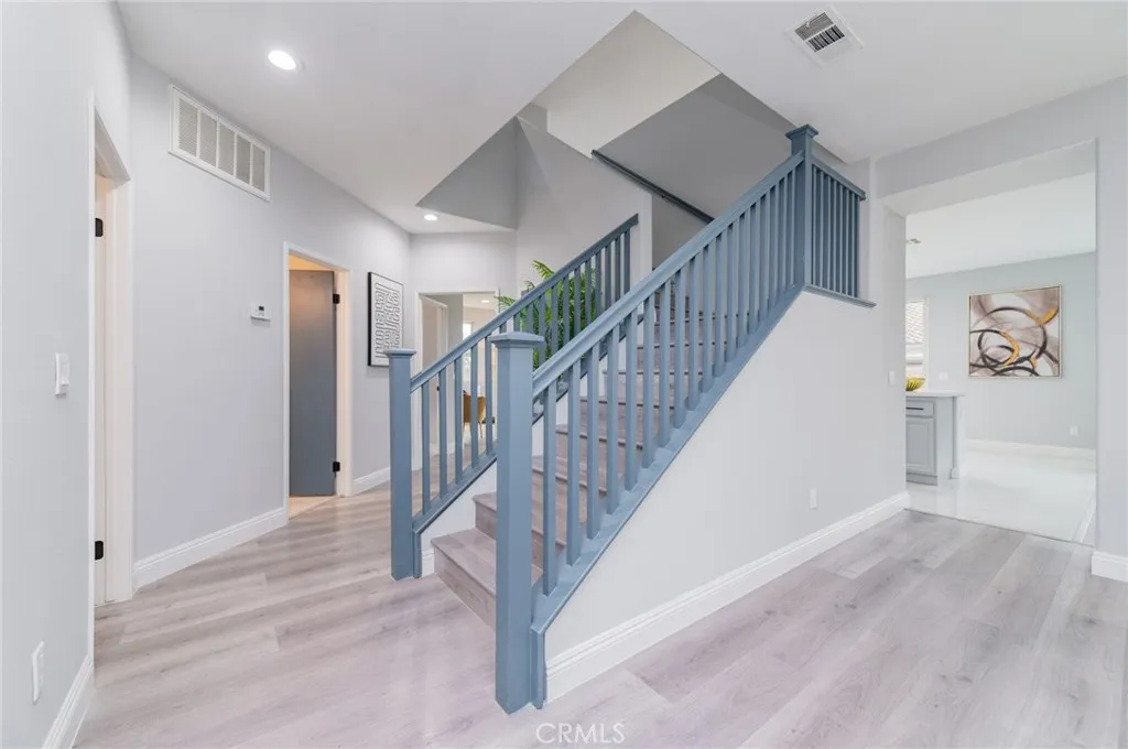 6749 Rico Court, Eastvale, California 92880 home-pic-5