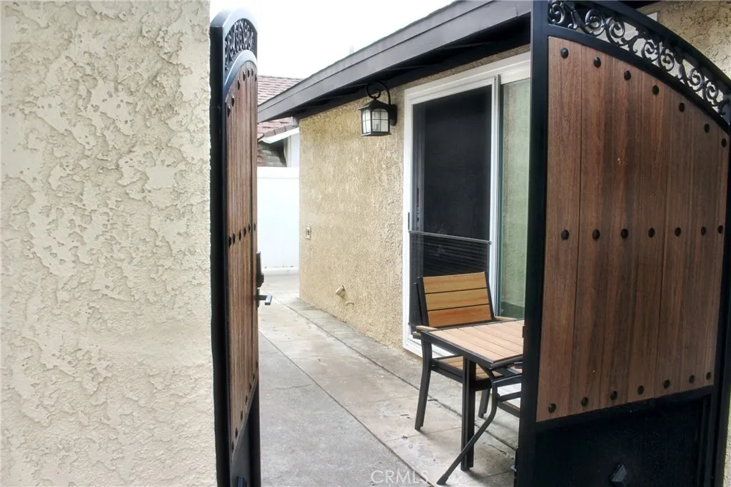 1825 Tedmar Avenue, Anaheim, California 92804 home-pic-5